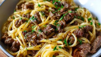 Knoblauchbutter-Rindfleisch-Pasta