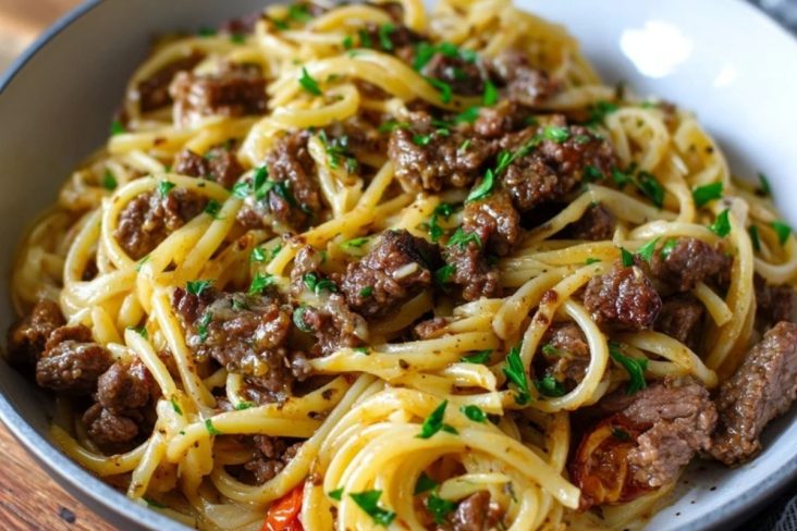 Knoblauchbutter-Rindfleisch-Pasta