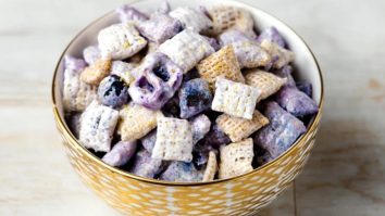 Blaubeer-Zitronen-Cheesecake Snackmix