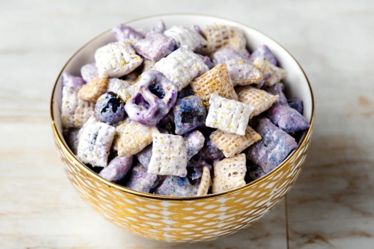 Blaubeer-Zitronen-Cheesecake Snackmix